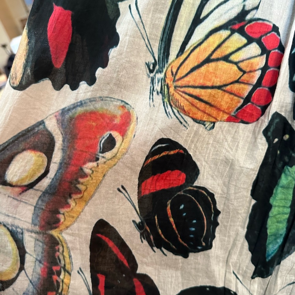 KRISTA LARSON BUTTERFLY BALLOON HEM SKIRT just in time for spring
